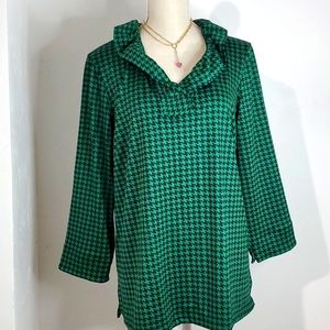 Ali Miles Longs Sleeve Green Blouse